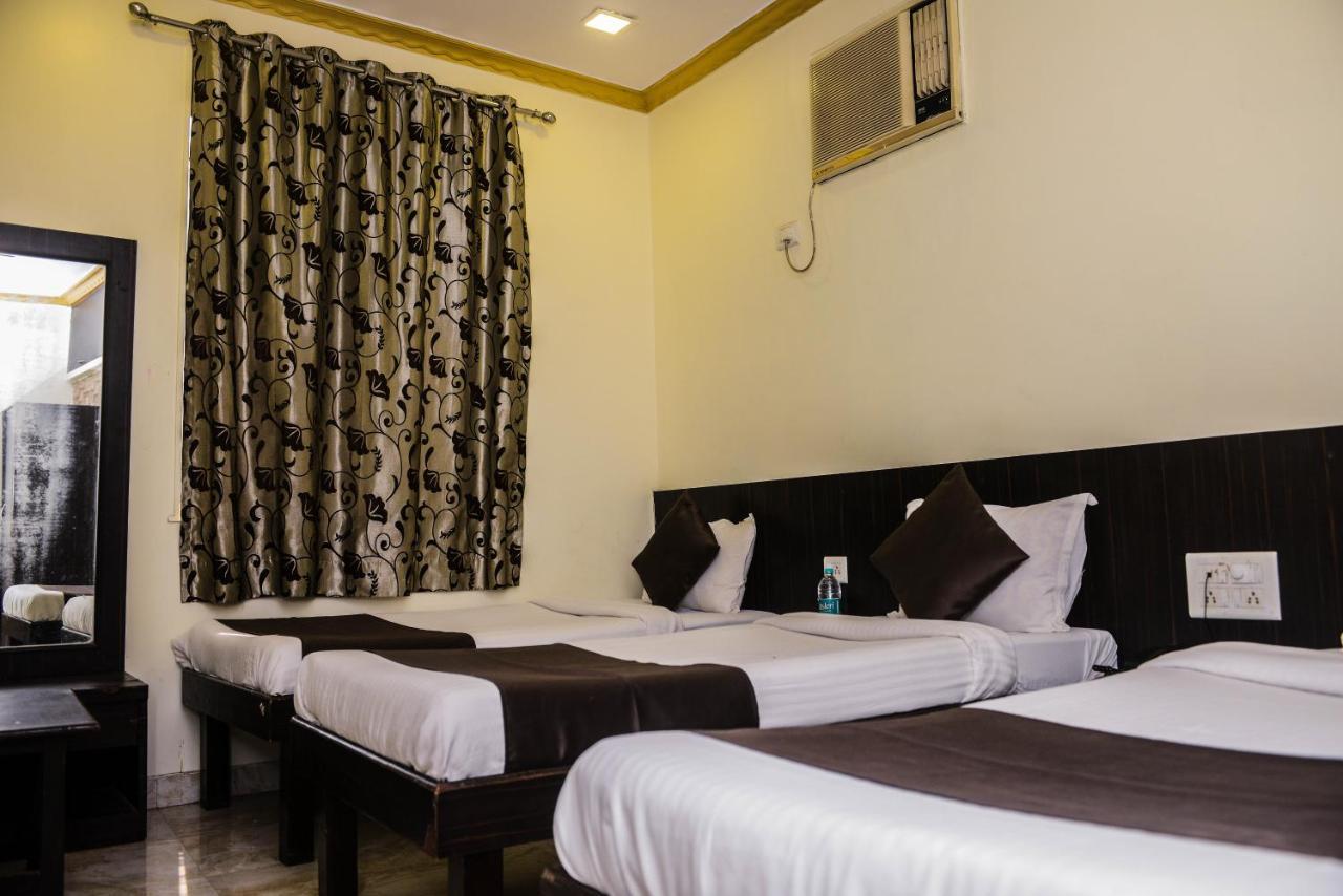Hotel National Mumbai Dış mekan fotoğraf