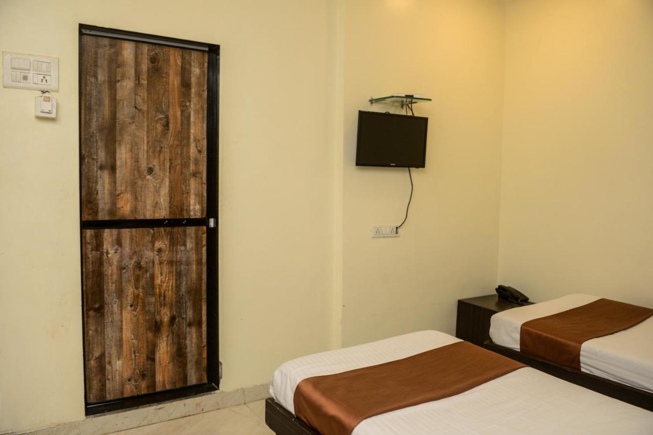 Hotel National Mumbai Dış mekan fotoğraf