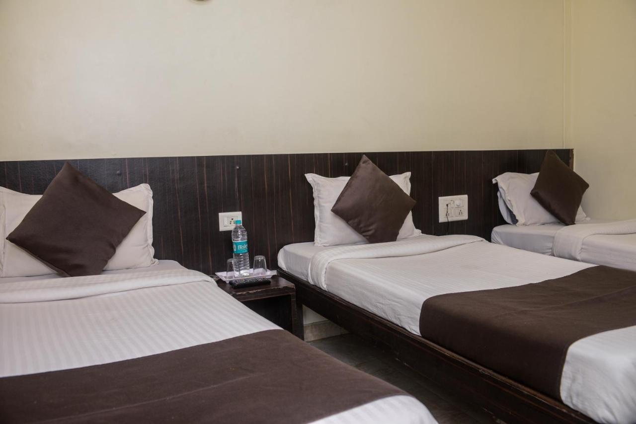 Hotel National Mumbai Dış mekan fotoğraf